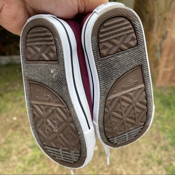 Converse Maroon Color - Picture 4 of 4